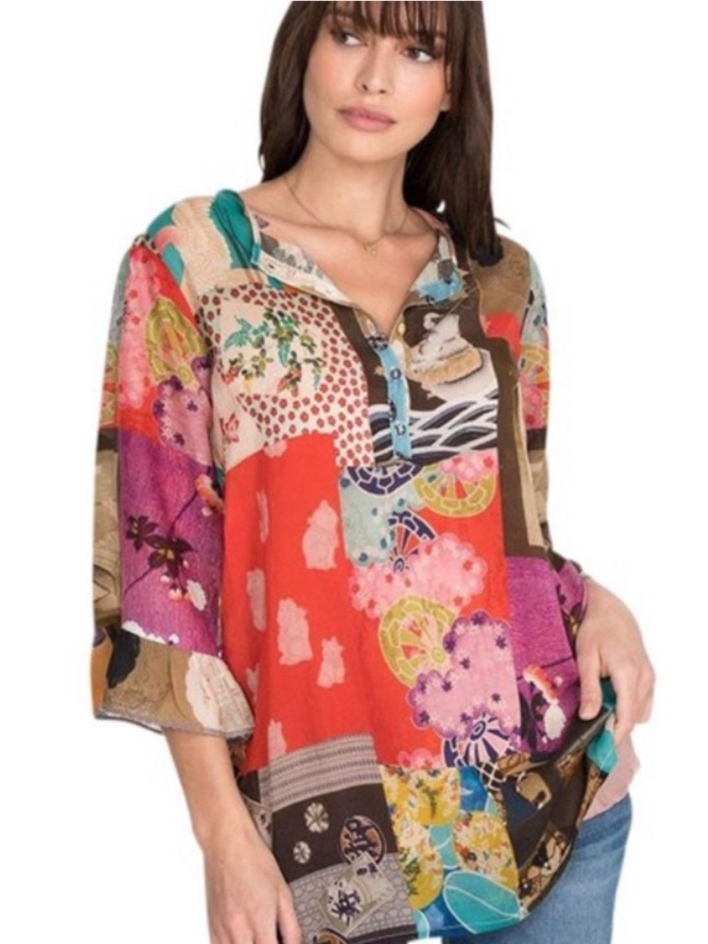 Johnny Was Multicolor Vera Patchwork Tunic!
NWT PERFECT FOR THIS SUMMER ✨🌟
